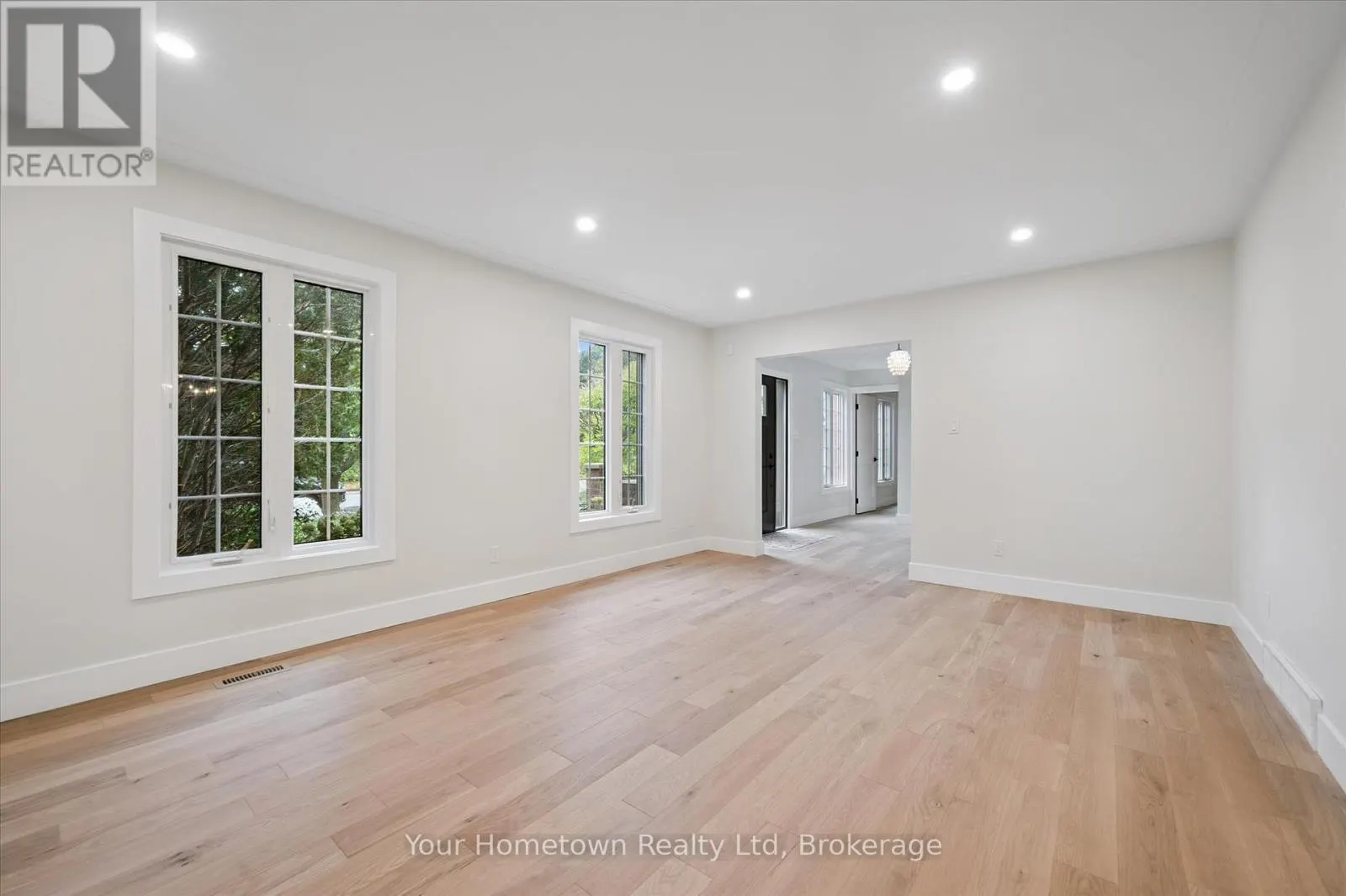 111 THORNDALE PLACE