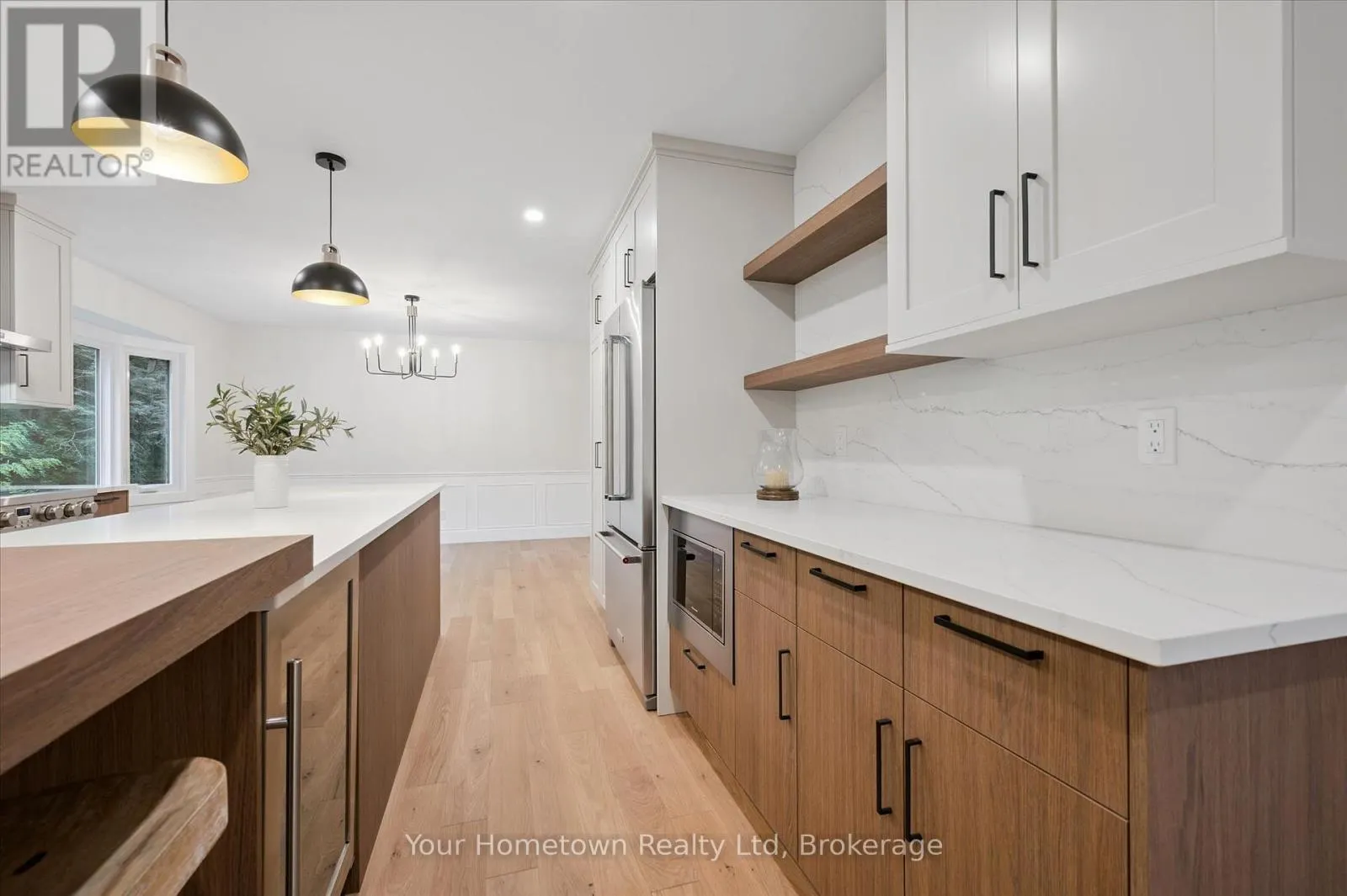 111 THORNDALE PLACE