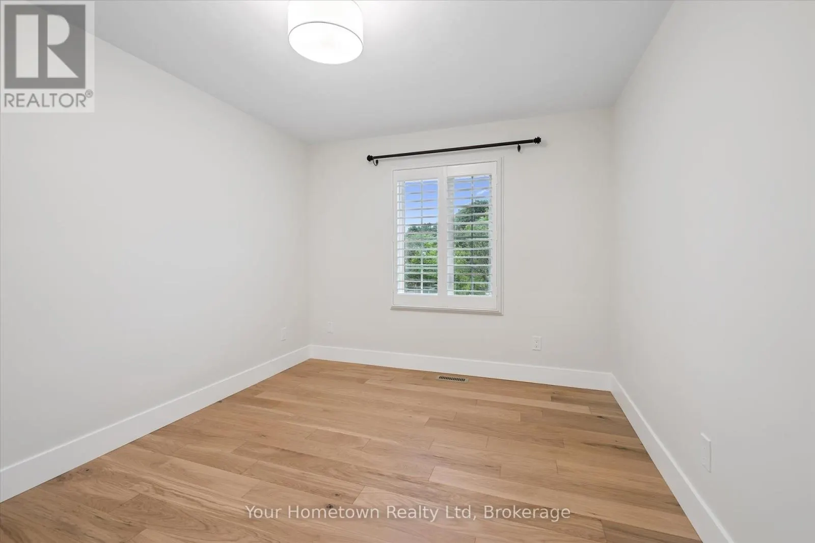 111 THORNDALE PLACE