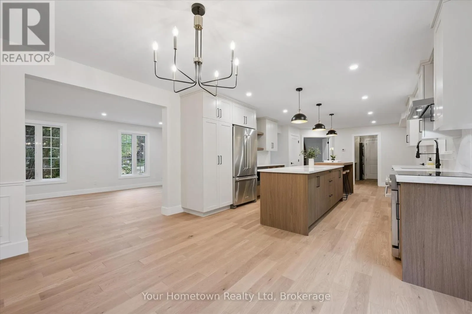 111 THORNDALE PLACE