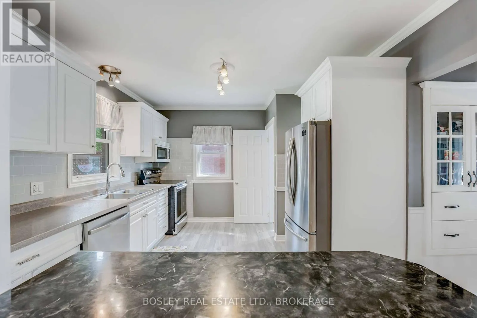 6373 CORWIN CRESCENT
