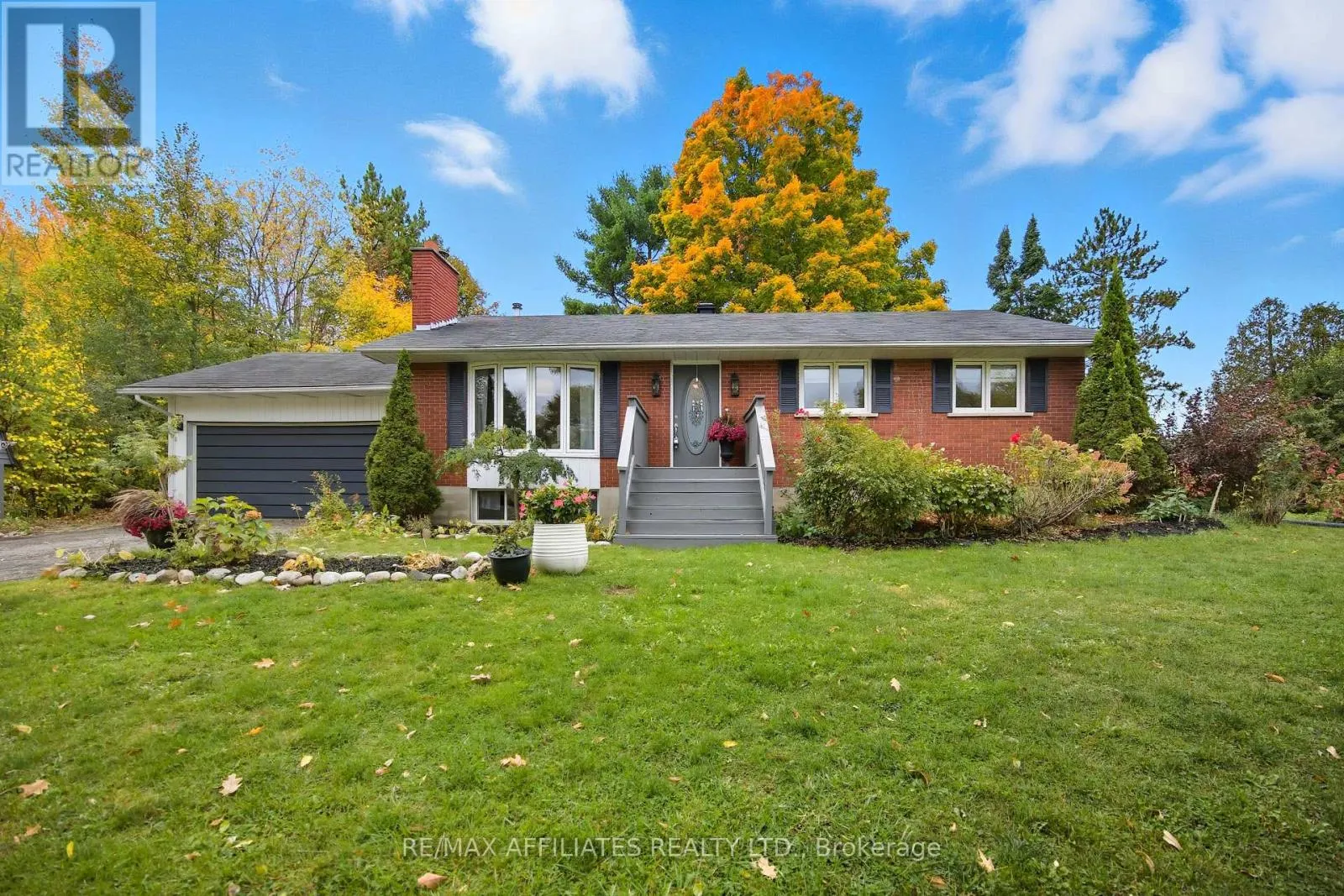 121 STAMFORD DRIVE