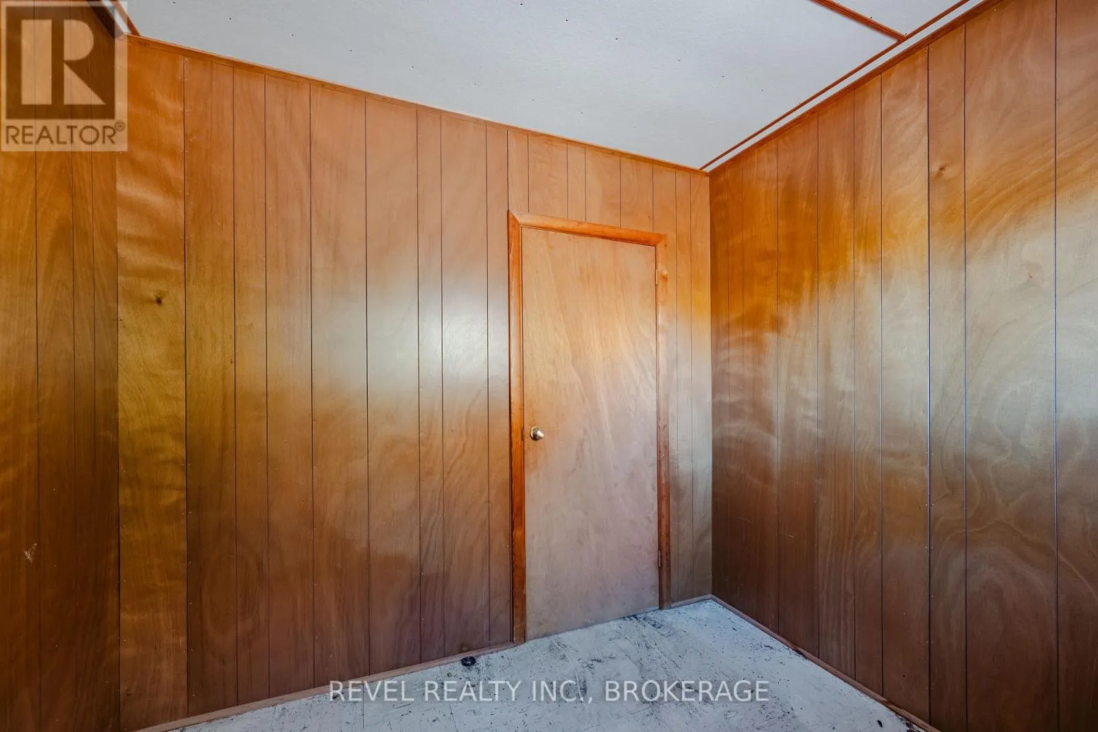 1019A KENS LANE