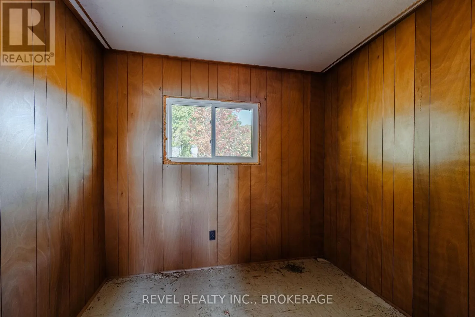 1019A KENS LANE