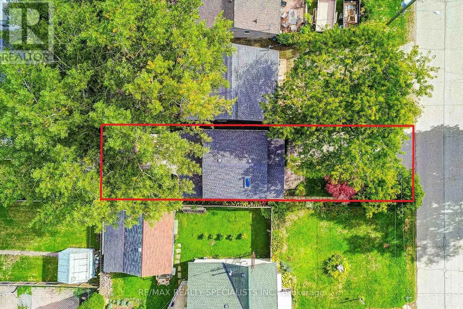 9 GRANDVIEW DRIVE