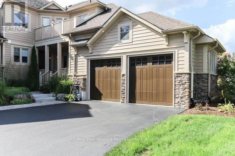 3 - 132 EAST RIDGE DRIVE, #3