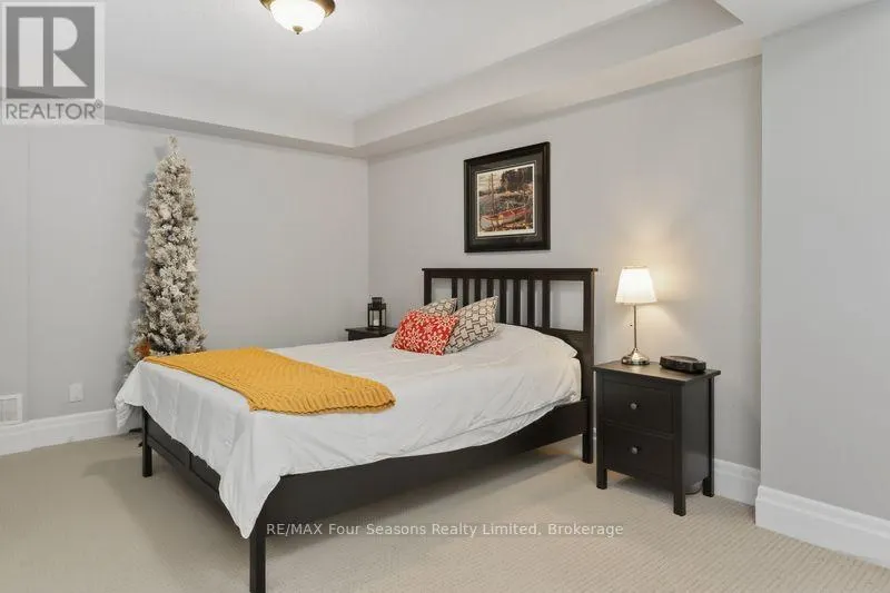3 - 132 EAST RIDGE DRIVE, #3