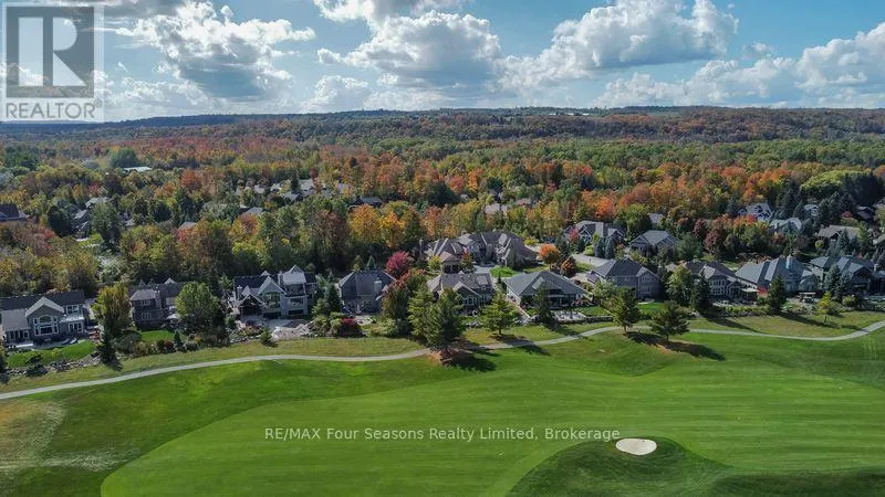 3 - 132 EAST RIDGE DRIVE, #3