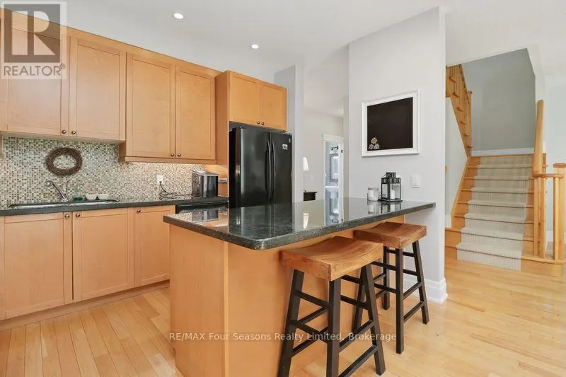3 - 132 EAST RIDGE DRIVE, #3