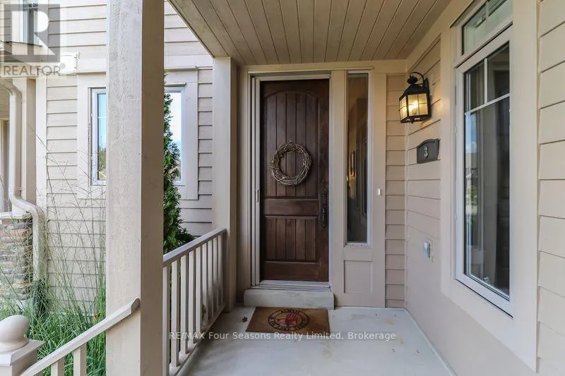 3 - 132 EAST RIDGE DRIVE, #3