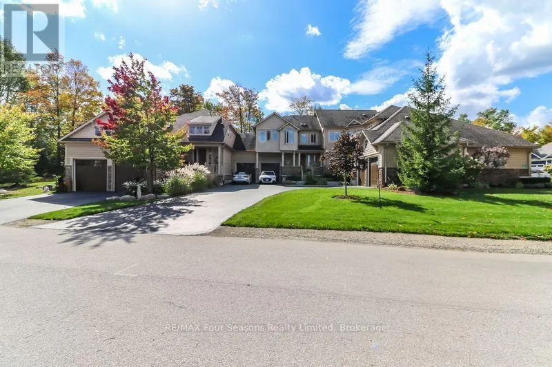 3 - 132 EAST RIDGE DRIVE, #3
