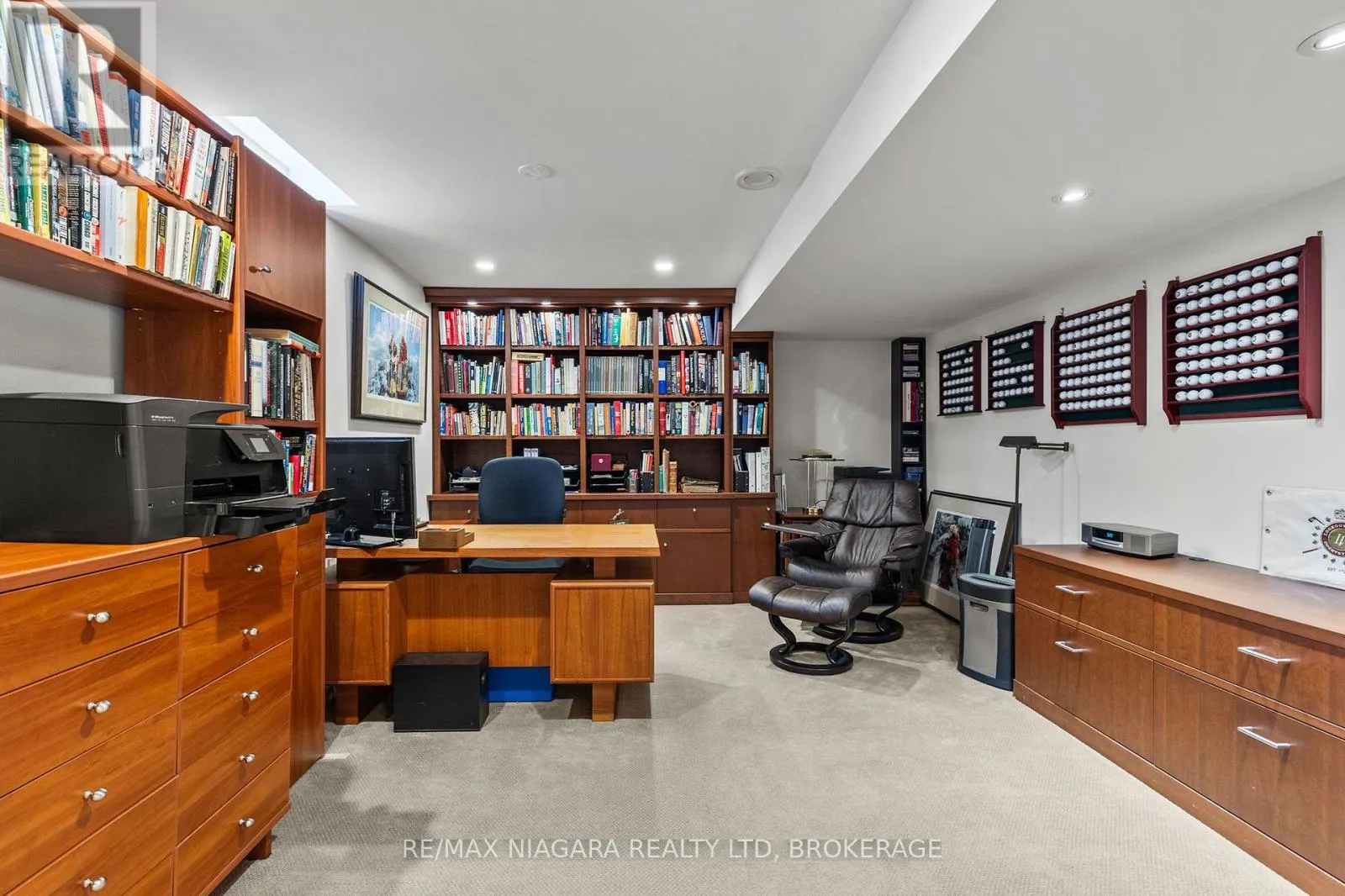 4 KARSAM COURT