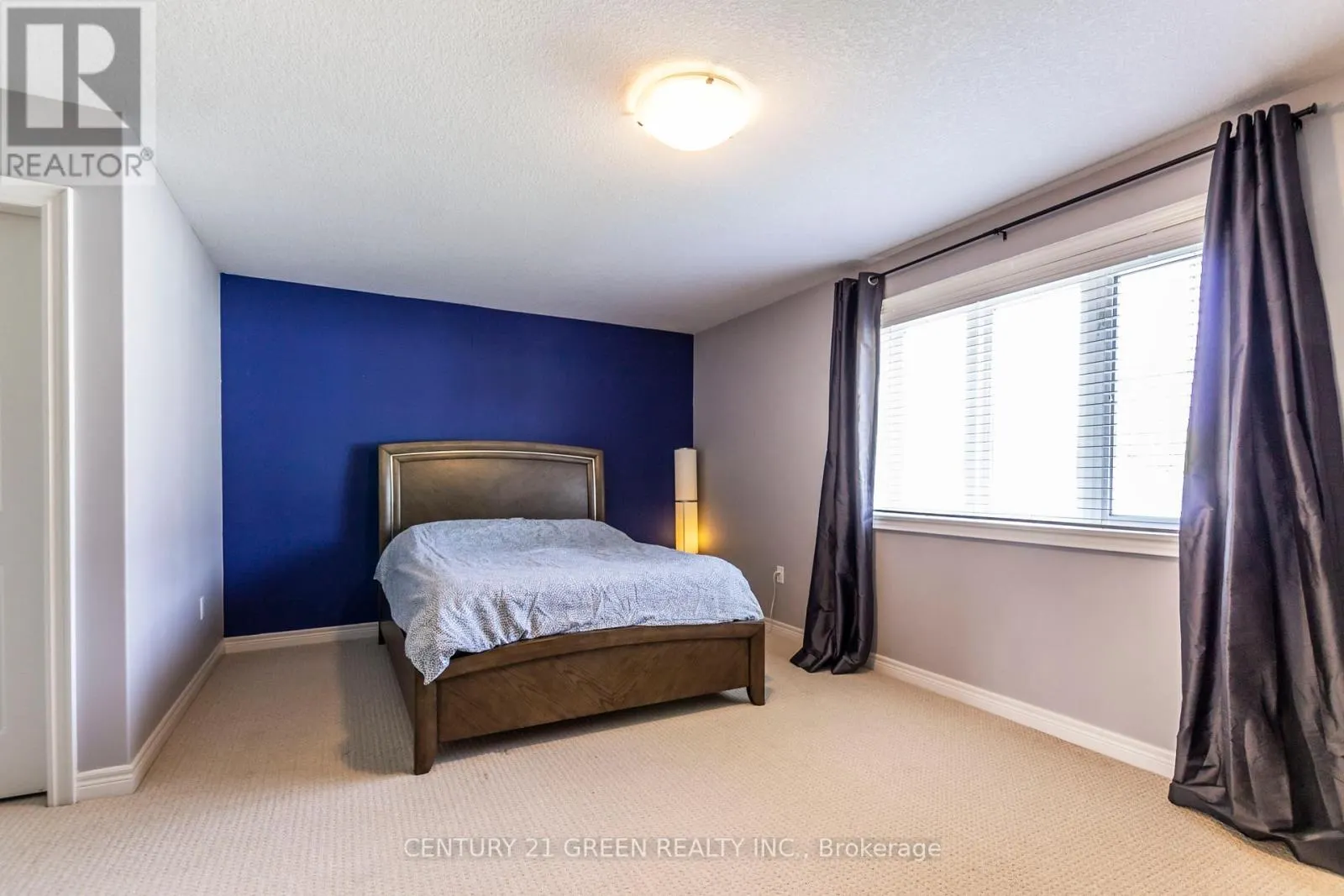 93 SEXTON CRESCENT