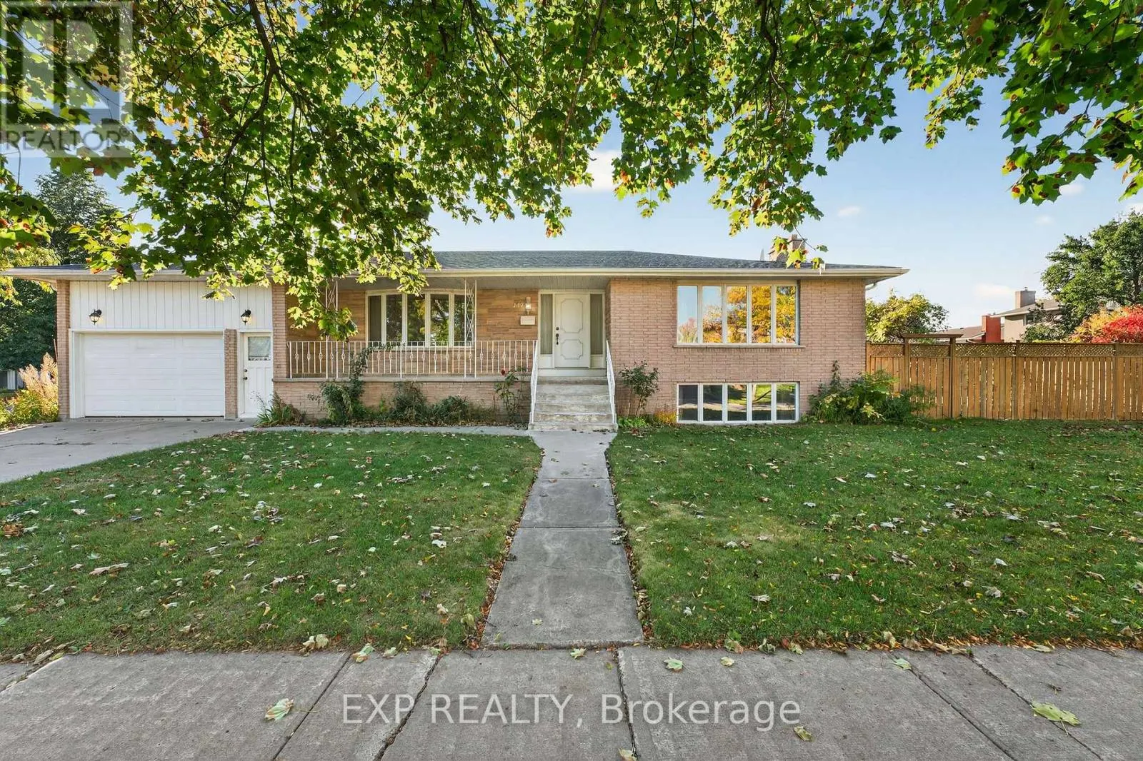 147 INVERNESS CRESCENT