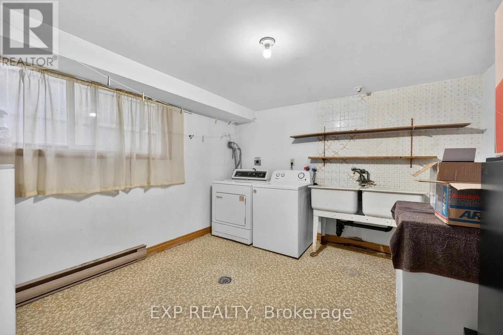 147 INVERNESS CRESCENT