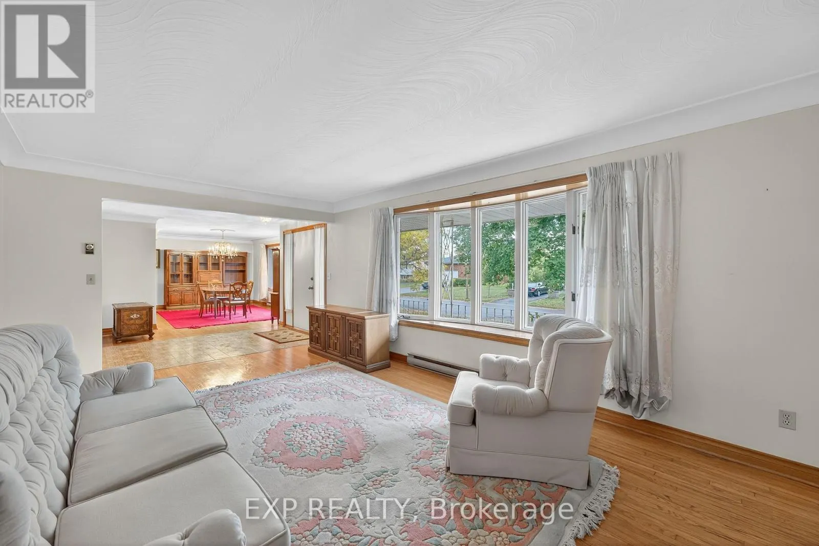 147 INVERNESS CRESCENT