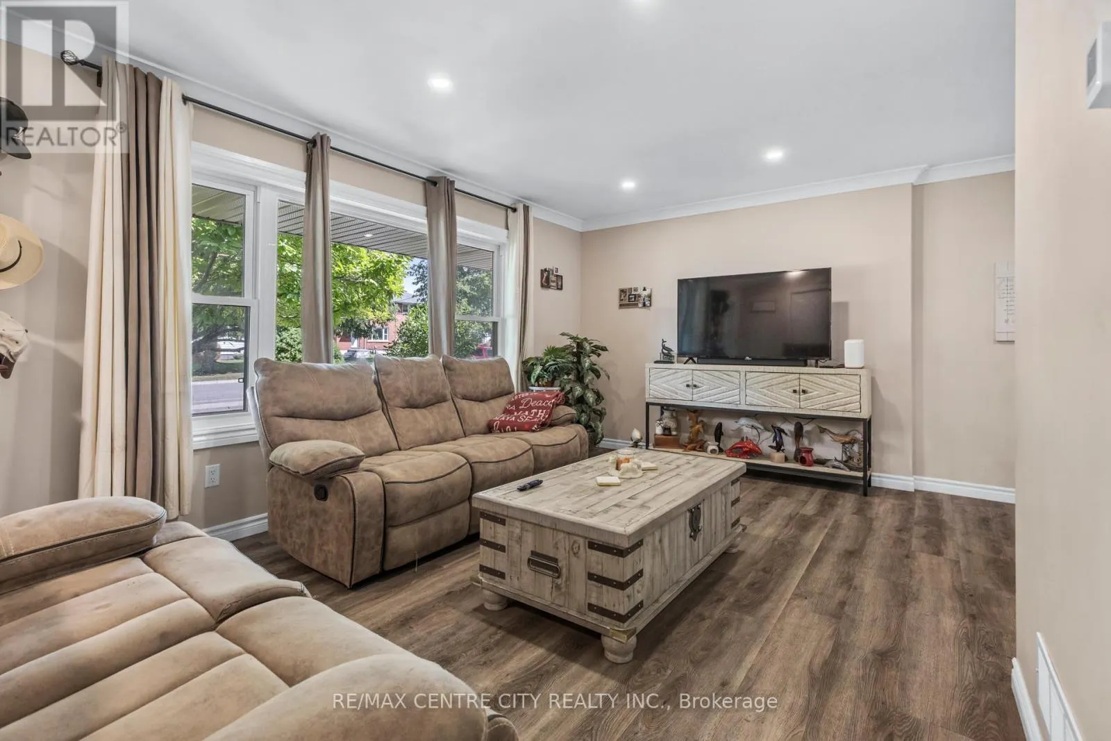 241 FOREST AVENUE