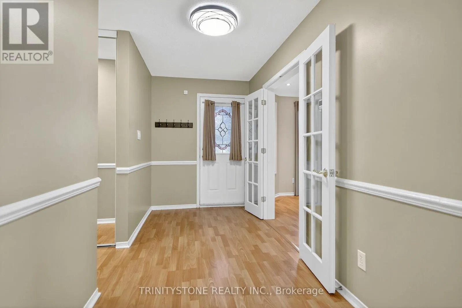 11 WHALINGS CIRCLE