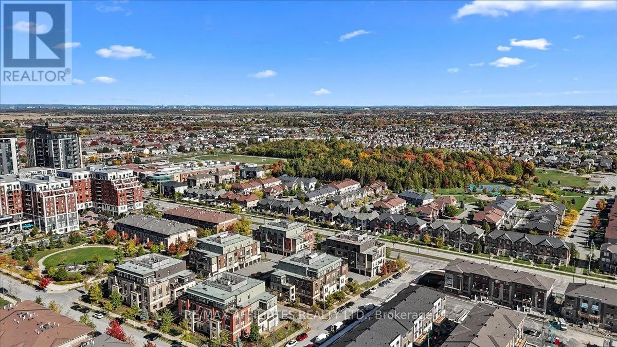 105 - 250 GLENROY GILBERT DRIVE