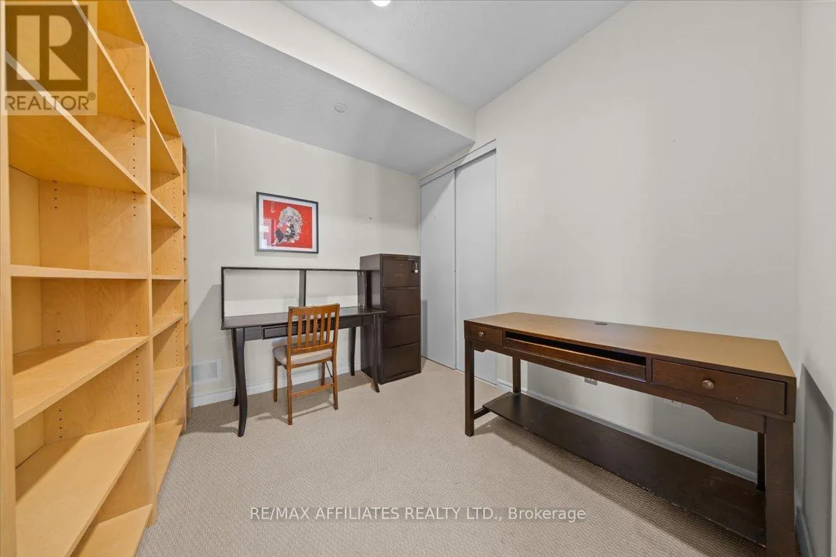 105 - 250 GLENROY GILBERT DRIVE
