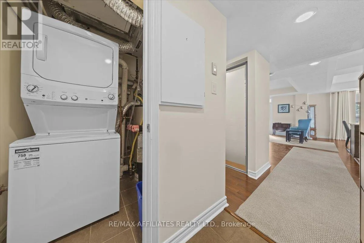 105 - 250 GLENROY GILBERT DRIVE