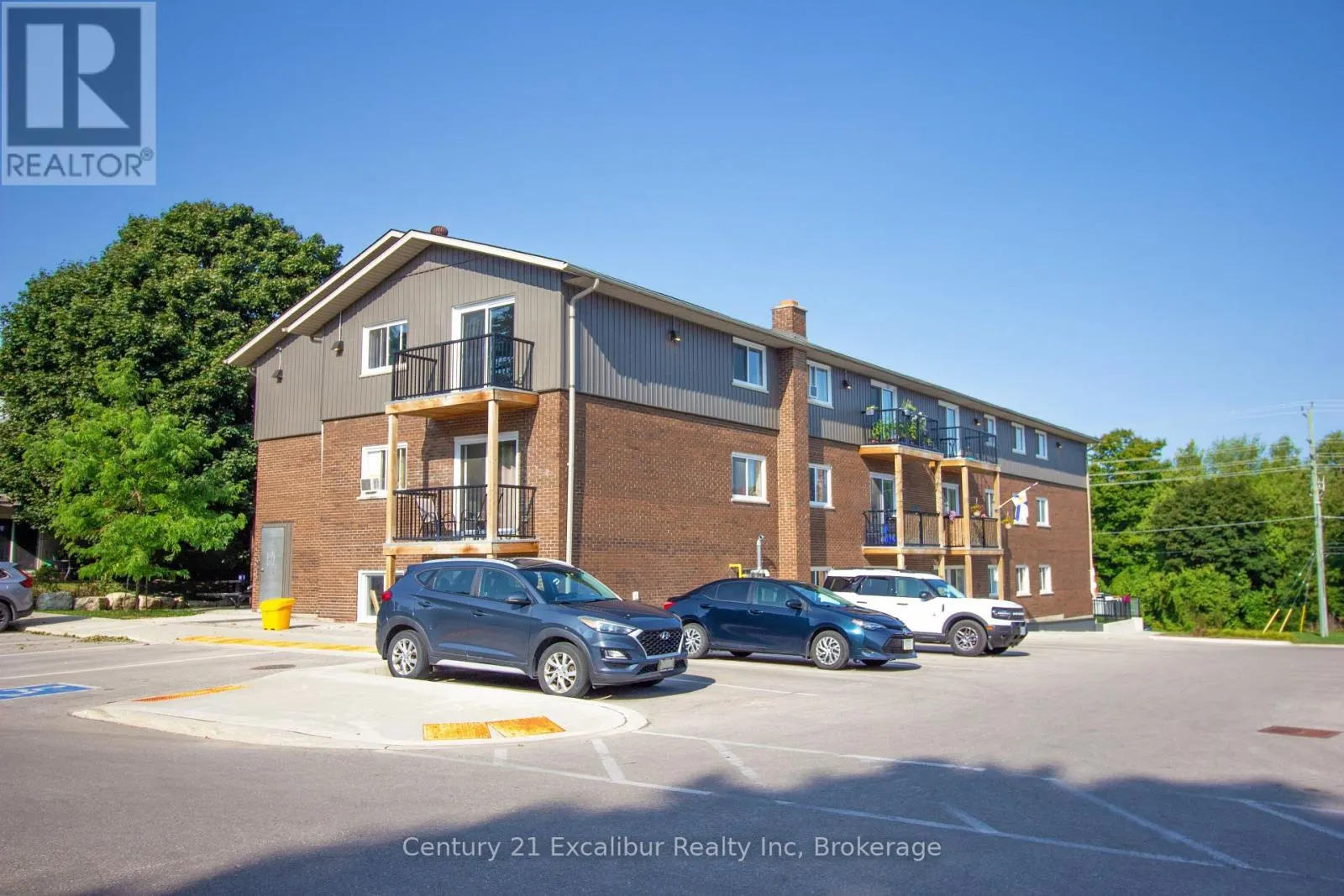 9 - 320 QUEEN STREET E, #9