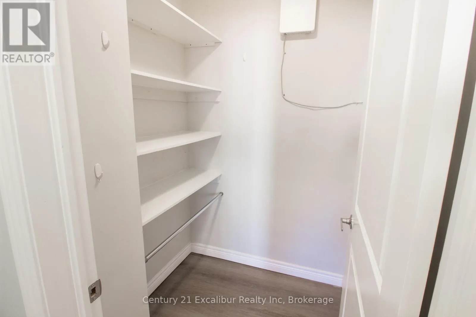 9 - 320 QUEEN STREET E, #9