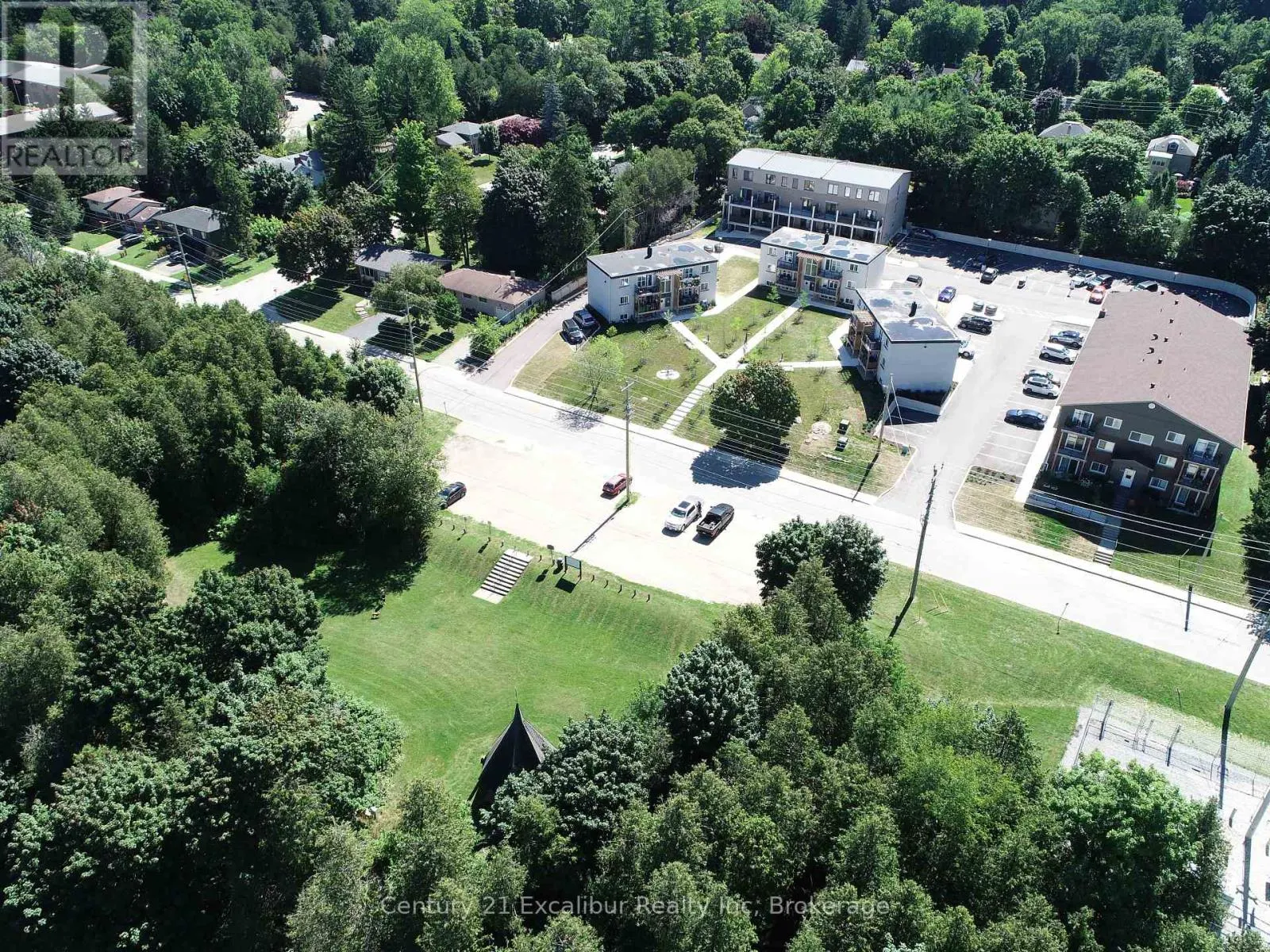 9 - 320 QUEEN STREET E, #9