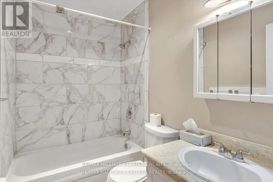 #67 - 996 SYDENHAM ROAD, ##67