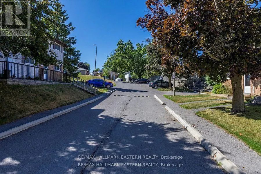 #67 - 996 SYDENHAM ROAD, ##67