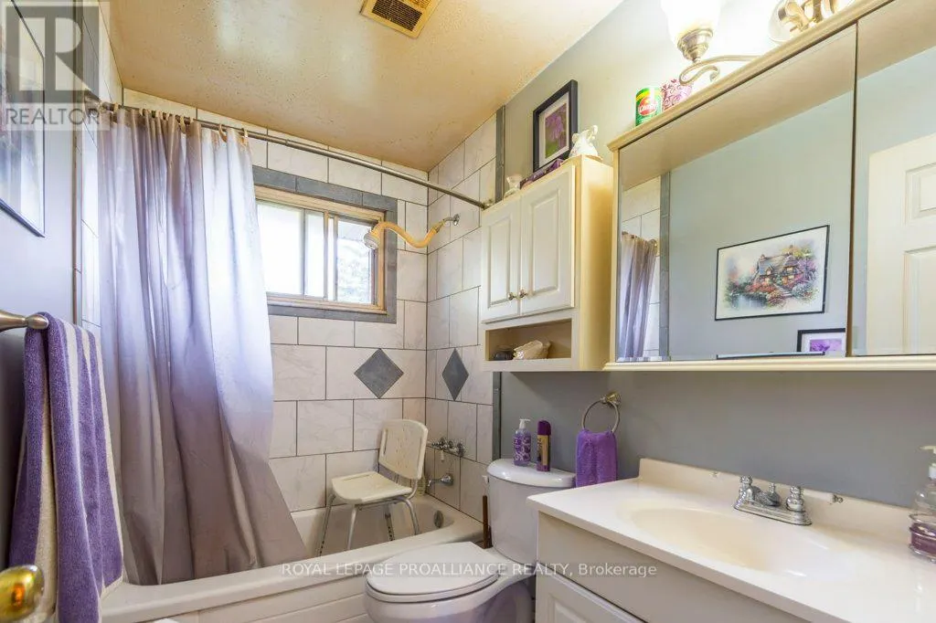 69 THORNCLIFFE DRIVE