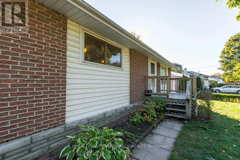 69 THORNCLIFFE DRIVE