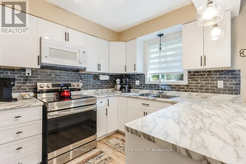 1013 NICHOLL'S BOULEVARD