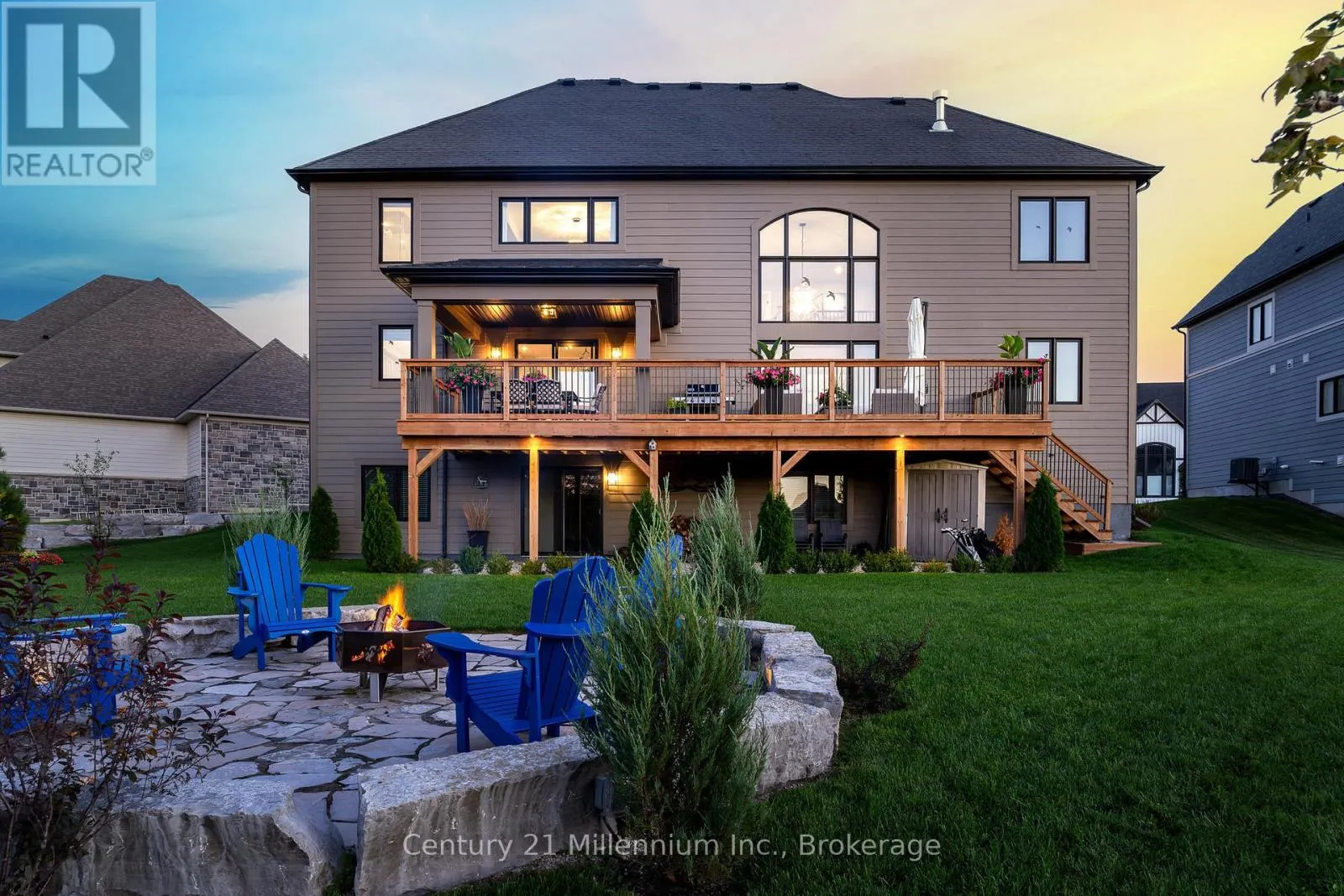138 CREEKWOOD COURT