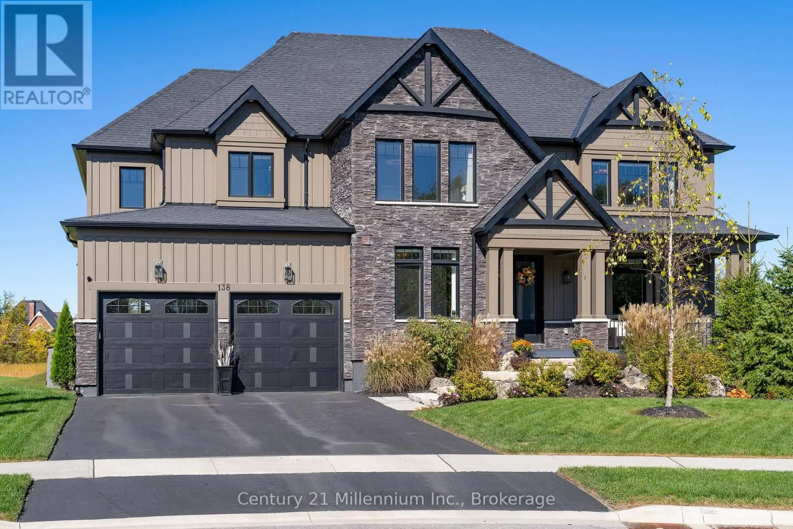 138 CREEKWOOD COURT
