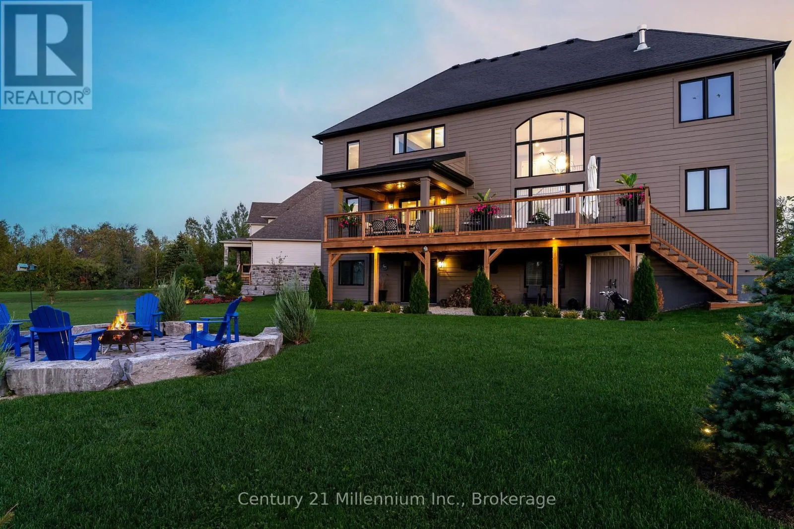 138 CREEKWOOD COURT