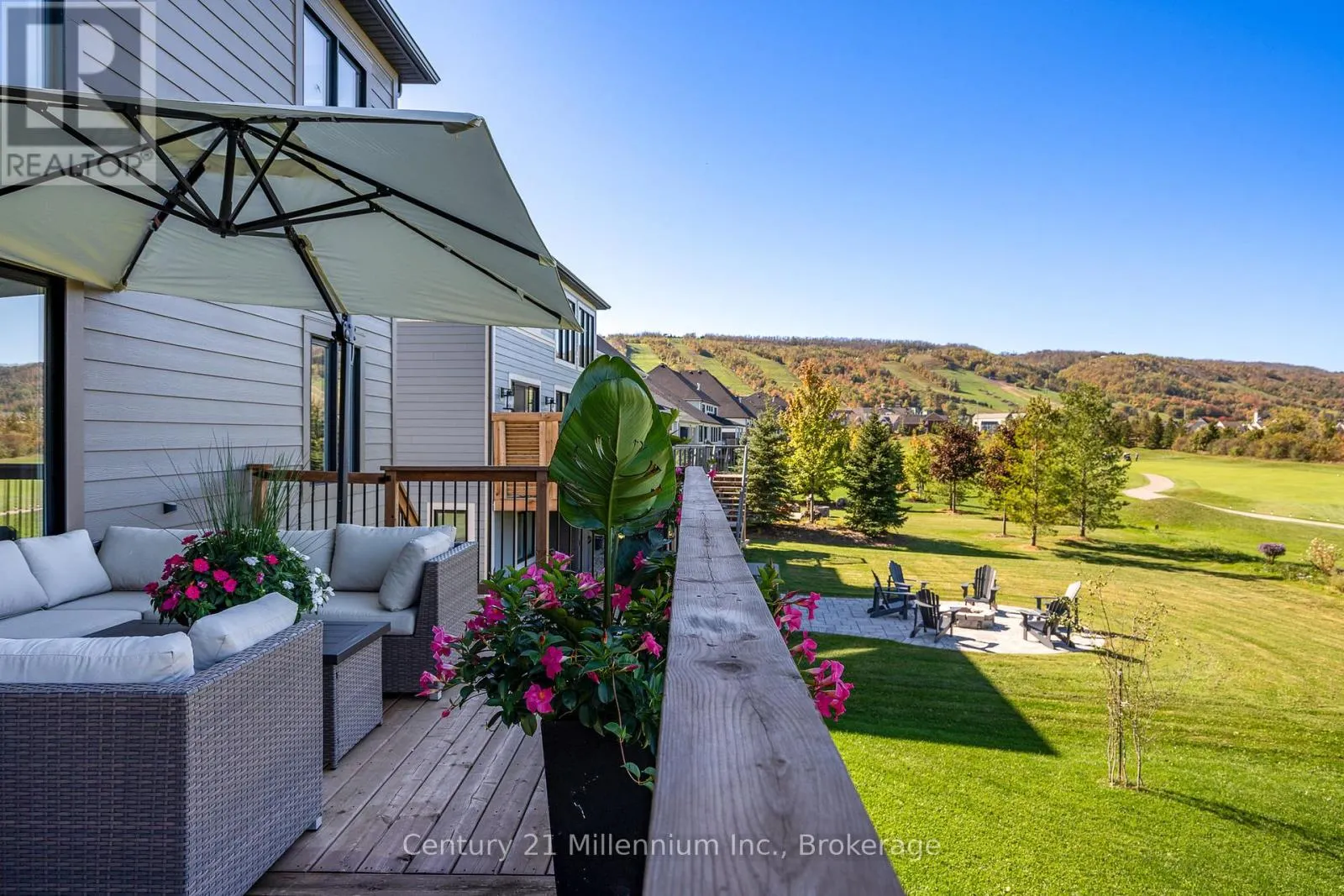 138 CREEKWOOD COURT