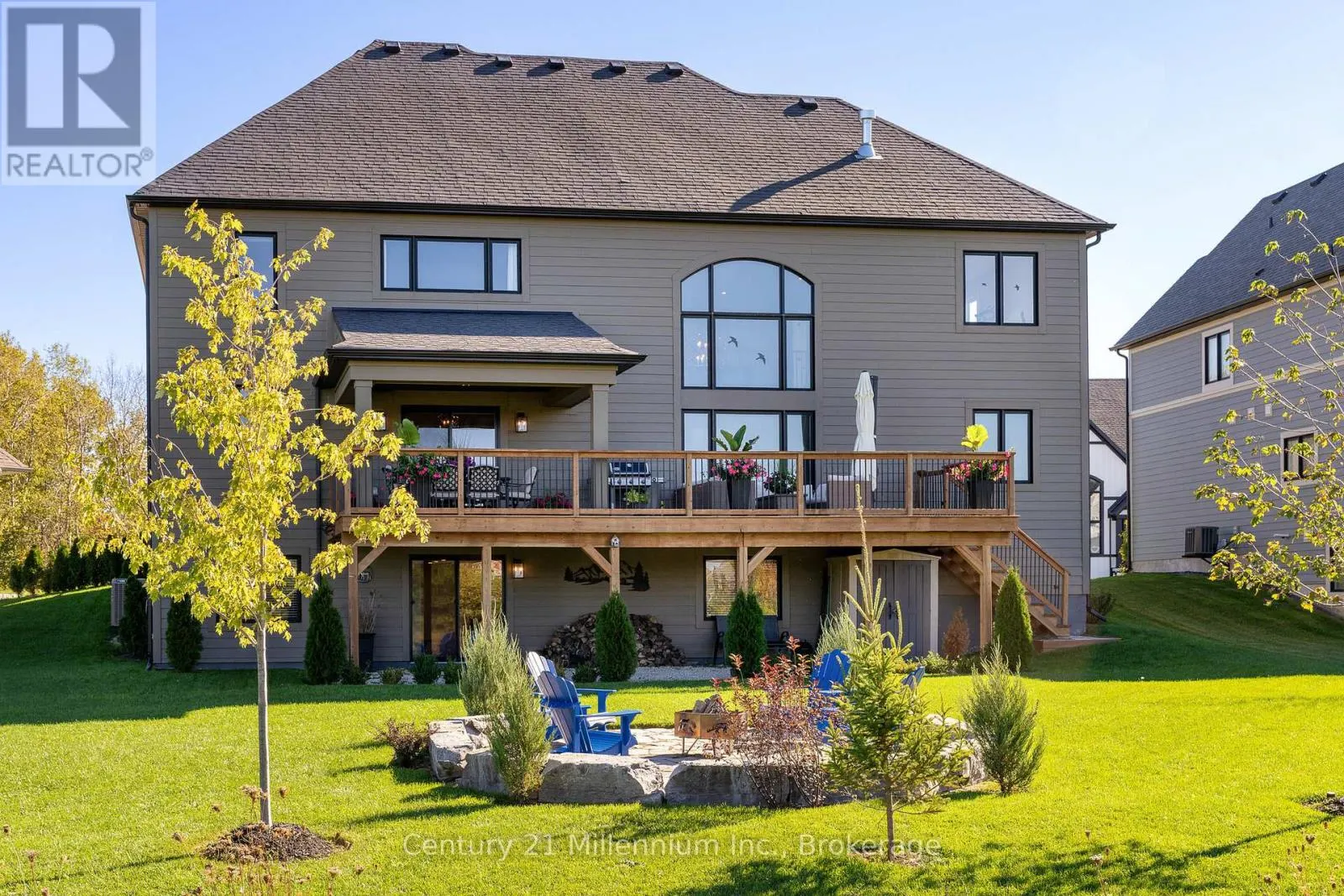 138 CREEKWOOD COURT