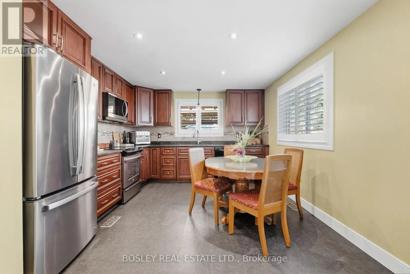 256 RIDOUT STREET
