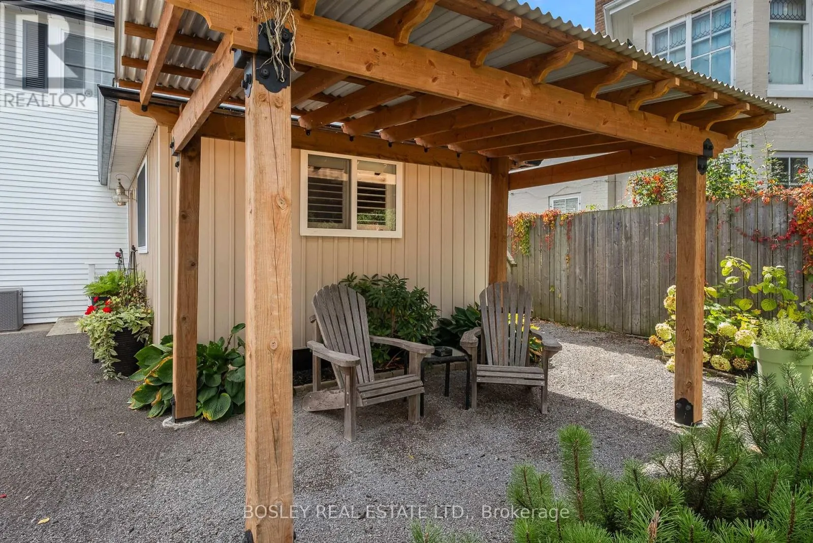 256 RIDOUT STREET