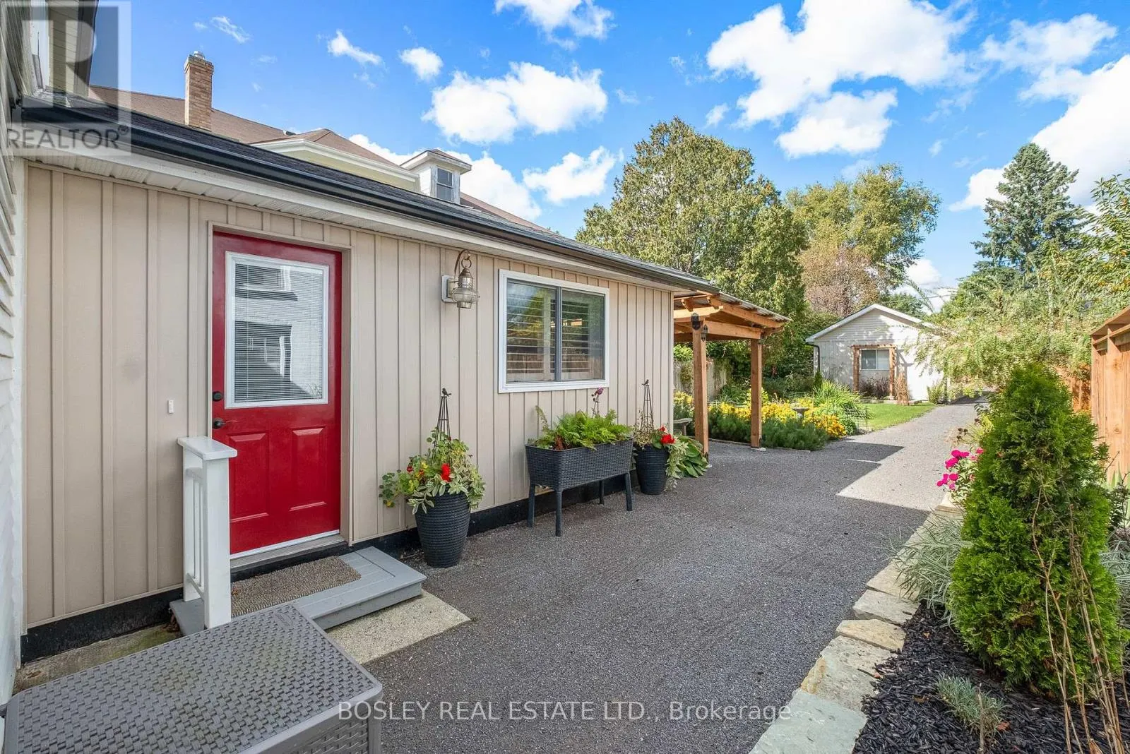 256 RIDOUT STREET