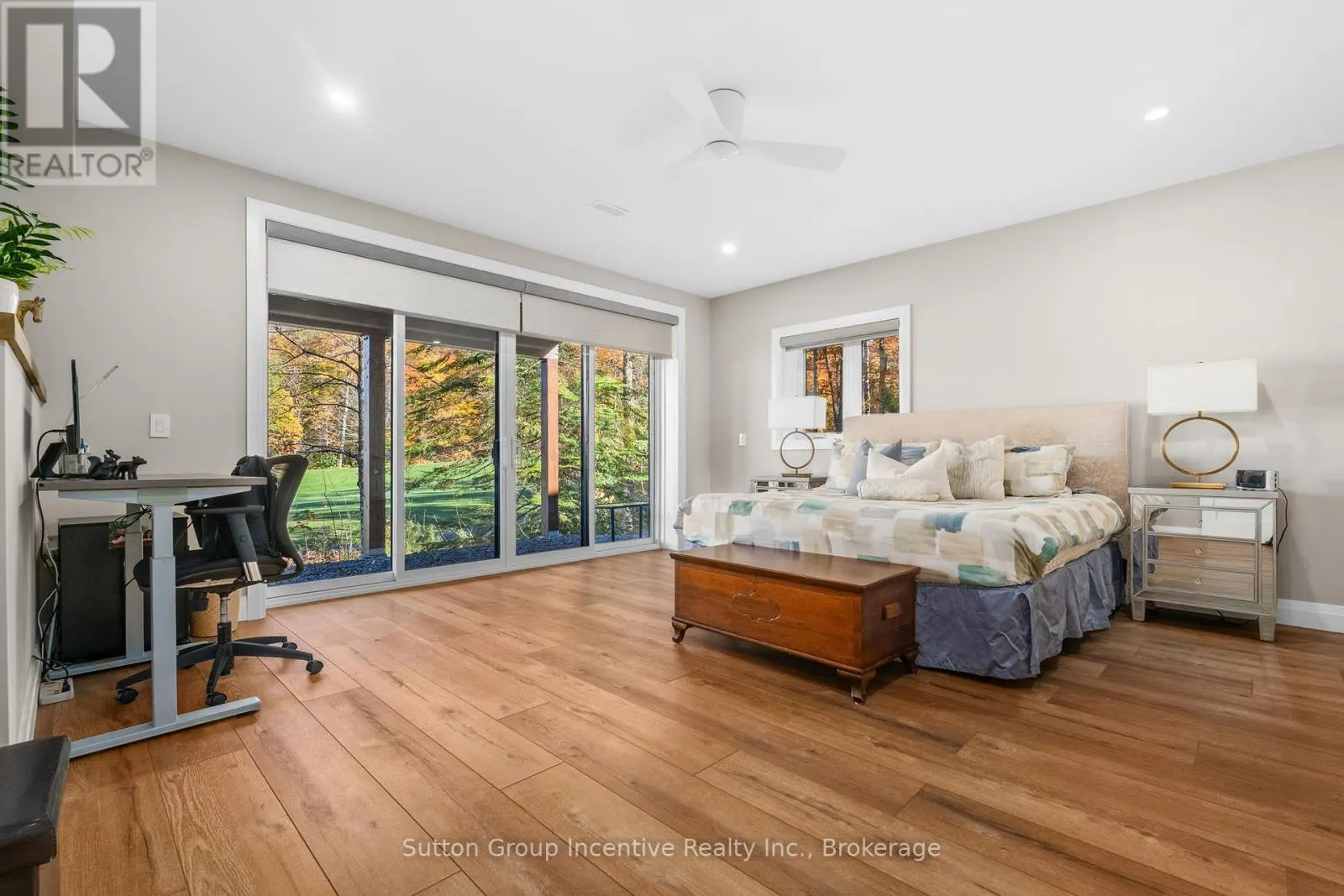 24 ST GEORGES COURT