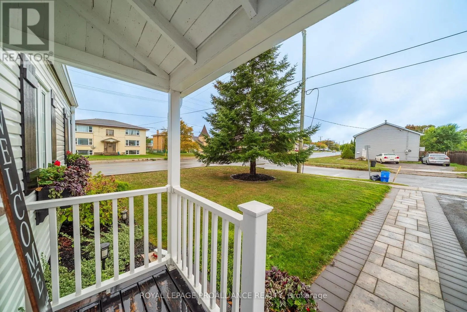 1 KERR CRESCENT