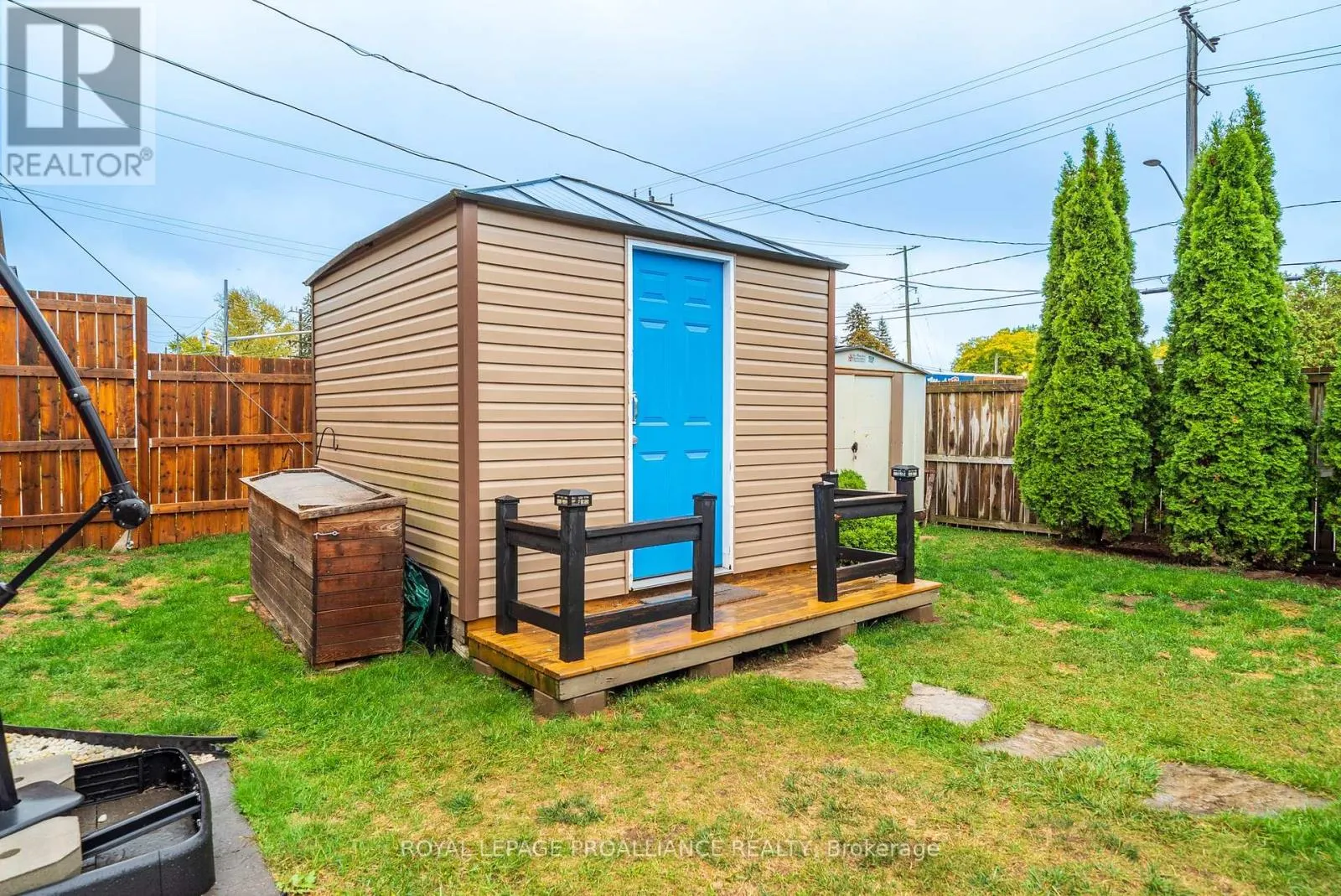 1 KERR CRESCENT