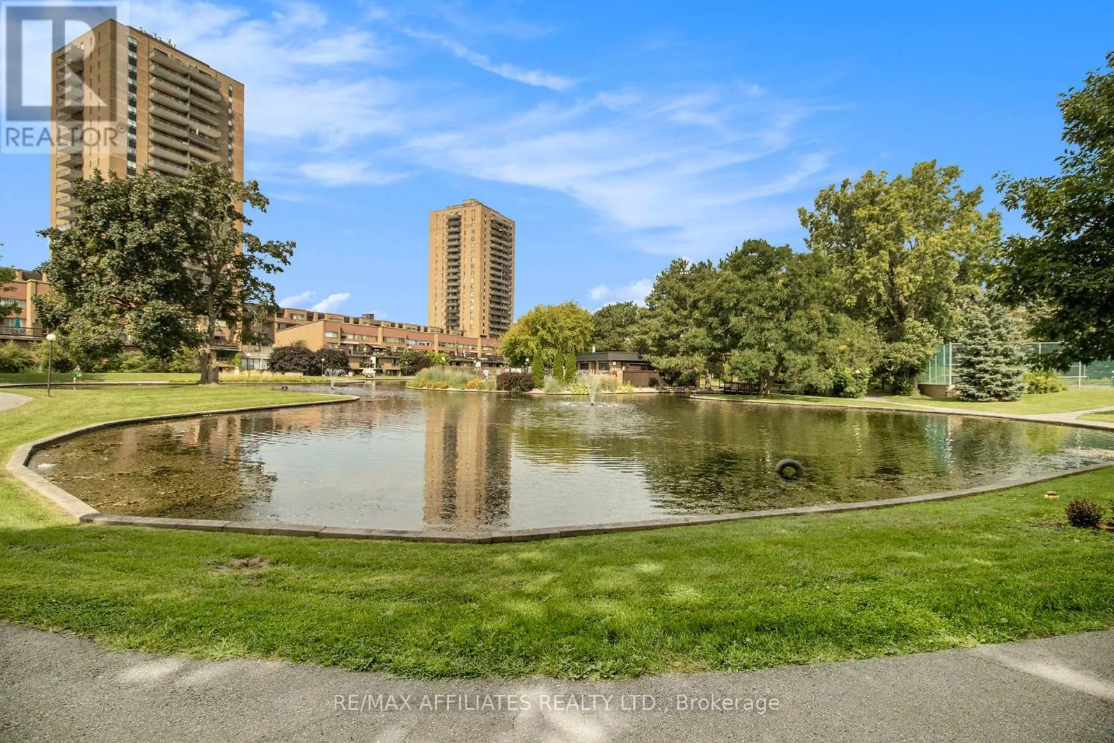 207 - 270 BRITTANY DRIVE