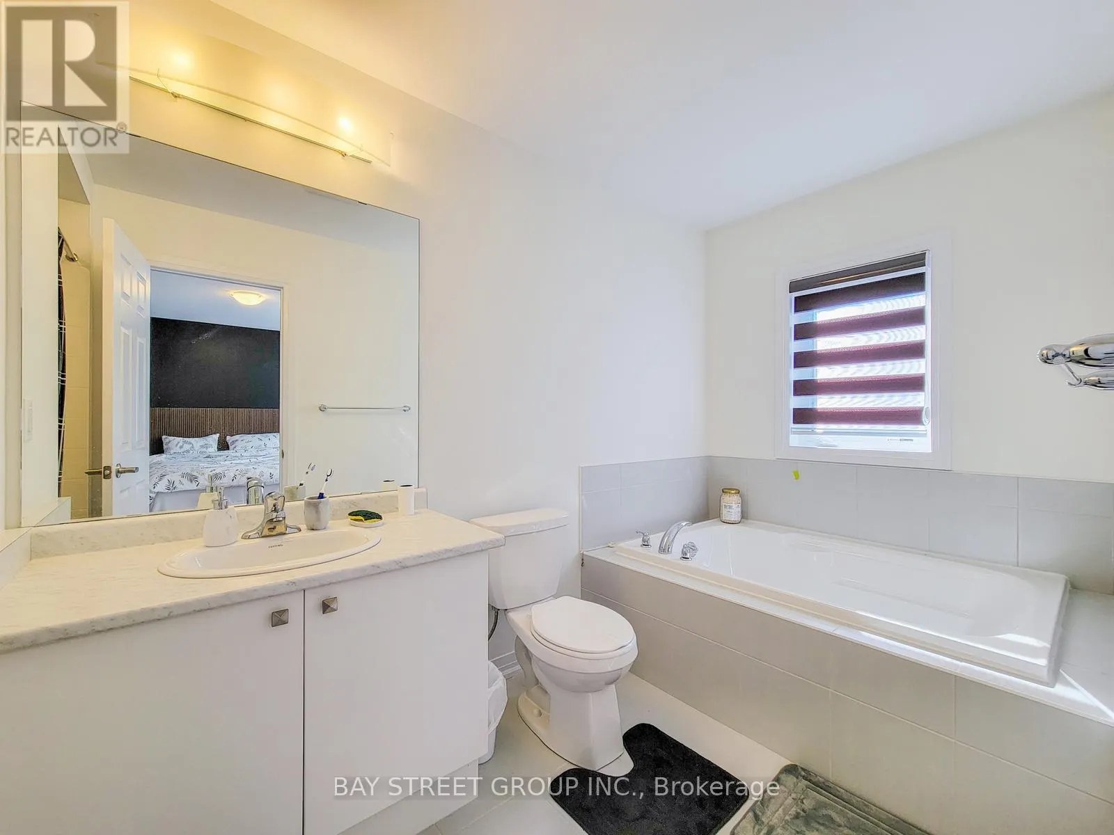 5 LEMON AVENUE N