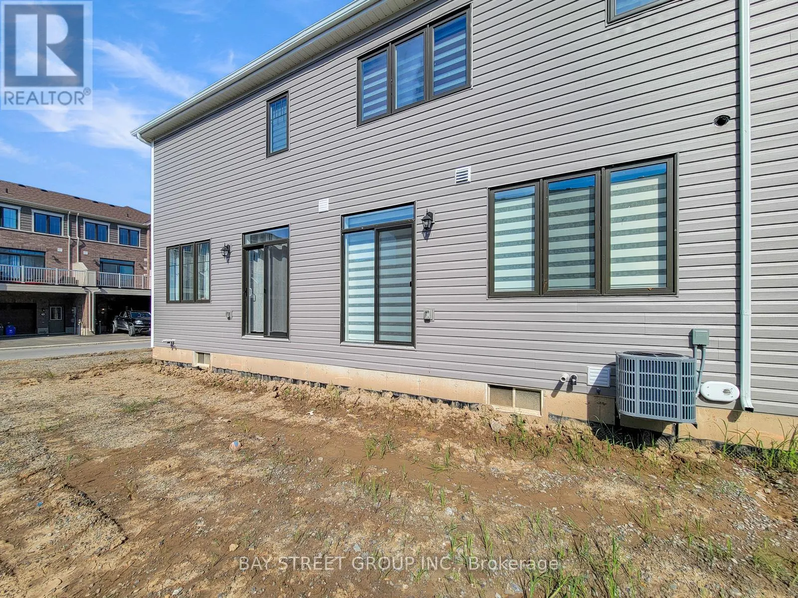 5 LEMON AVENUE N