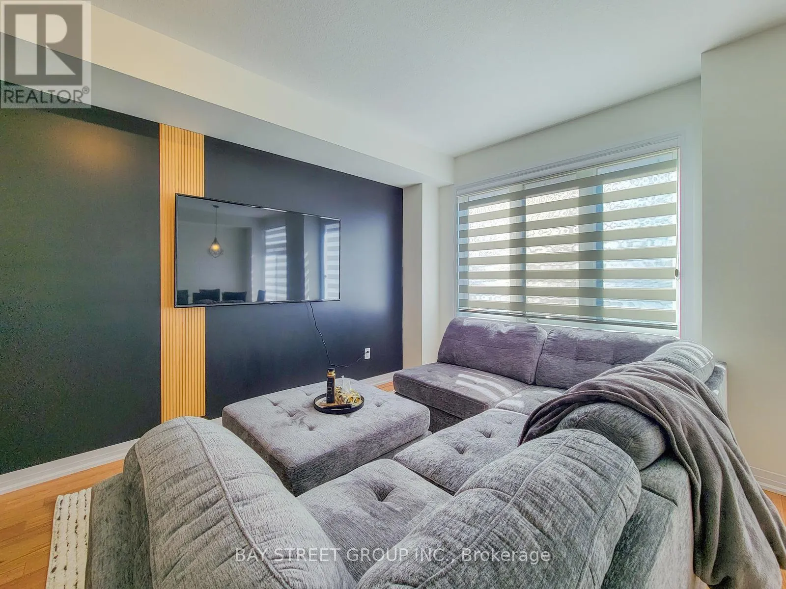 5 LEMON AVENUE N