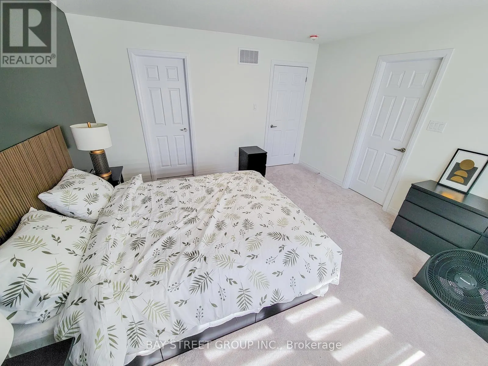 5 LEMON AVENUE N