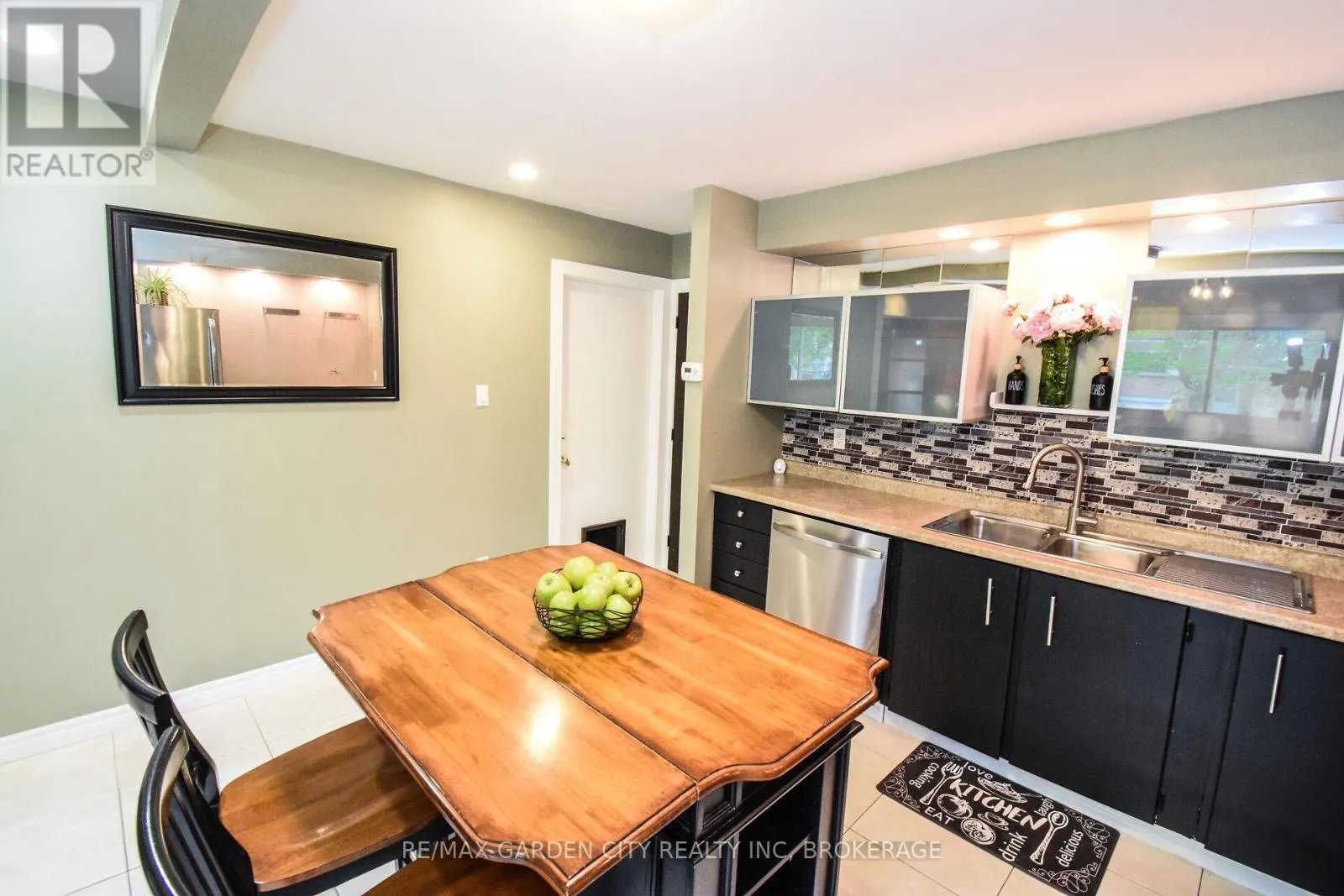 37 - 185 DENISTOUN STREET, #37
